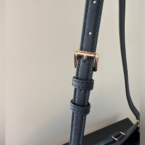 Michael Kors Savannah Mid Tote - Picture 11 of 11